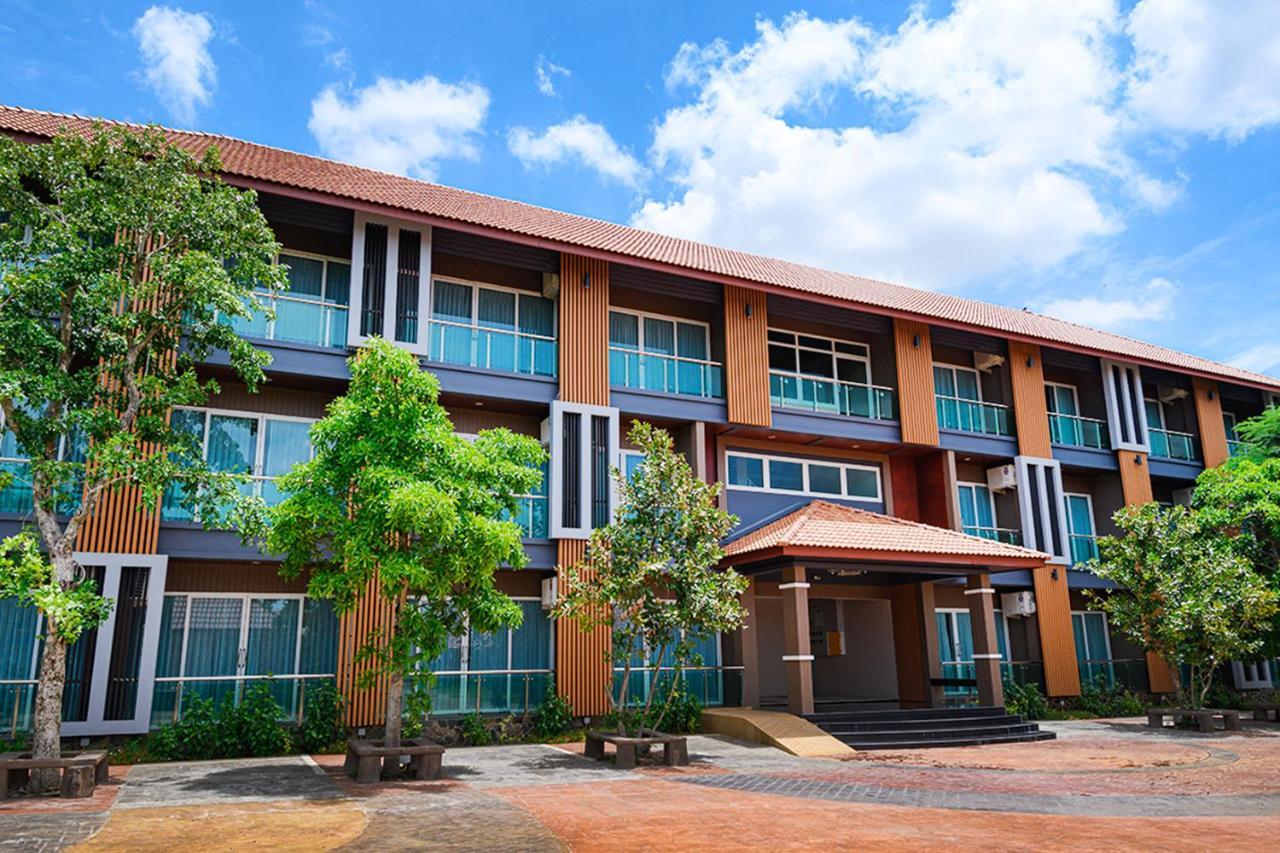Avarin Resort Пакчонг Экстерьер фото